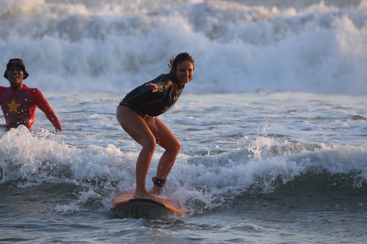 Tamarindo Surf schools lessons